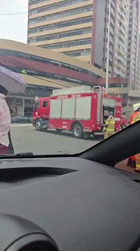 Princípio de incêndio em farmácia assusta clientes em Salvador; confira