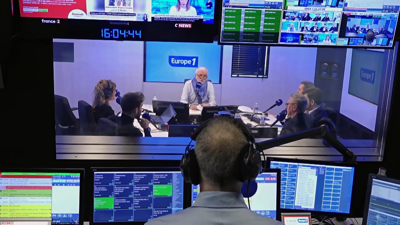 «On a dragué une actrice» : les coulisses du vendredi soir des chroniqueurs de Pascal Praud