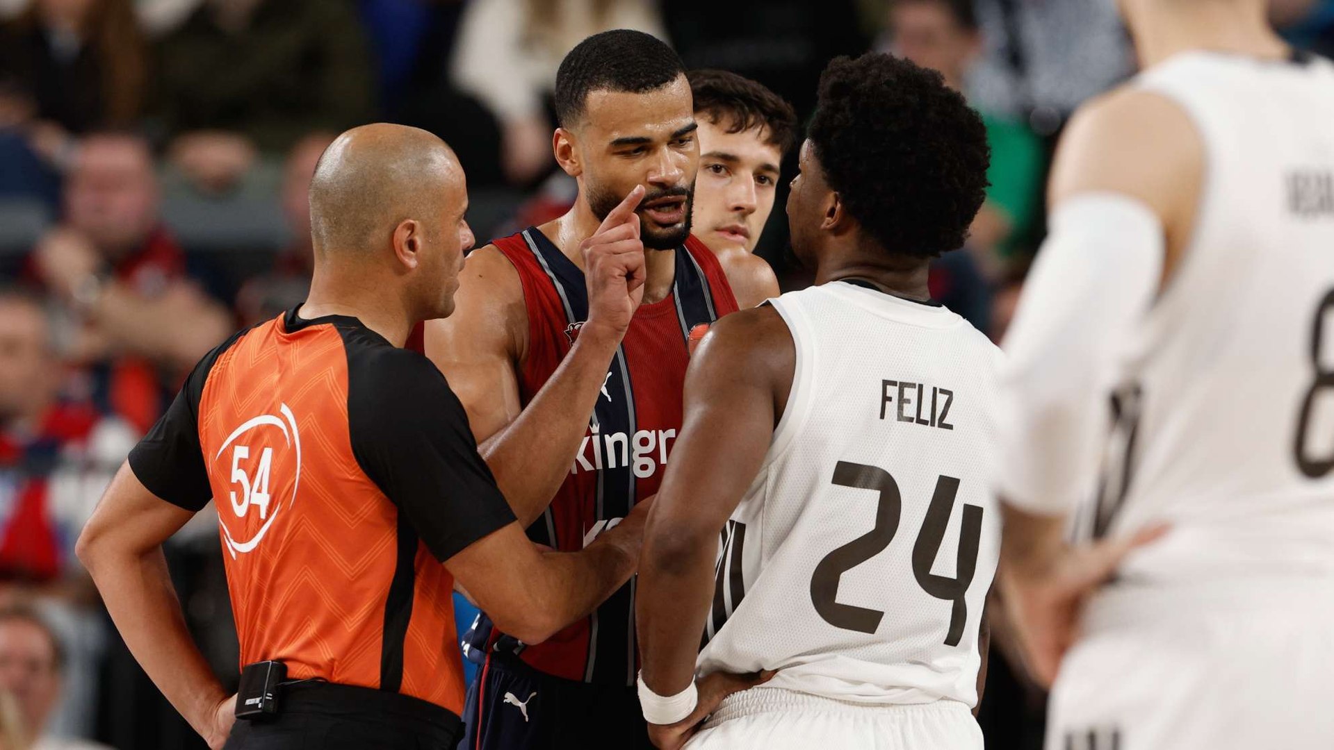 Así vivieron los árbitros la final de Copa: "Sergio, tú a lo tuyo y yo a lo mío"