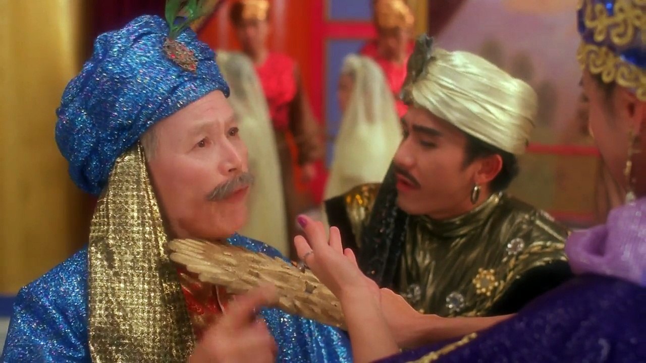 Đông thành Tây tựu
