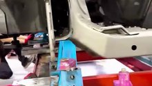 Skyline R34 has passed the 3D alignment test and is now precisely mounted on the Celette frame machine and dedicated jigs.