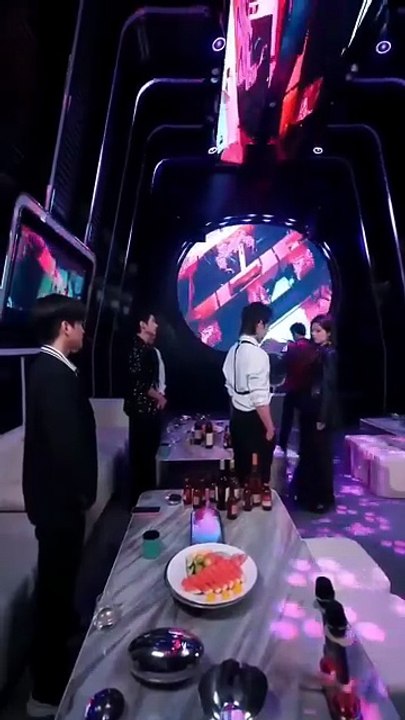 End Part 3 Mr.  Feng, Your Wife's Martial Arts Skills Are Off the Charts 《 封先生,夫人她武力值爆表 》