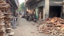 Amazing Wood Item Pakistani worker
