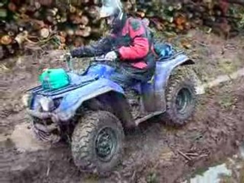 Bruin Passage dans les ornières