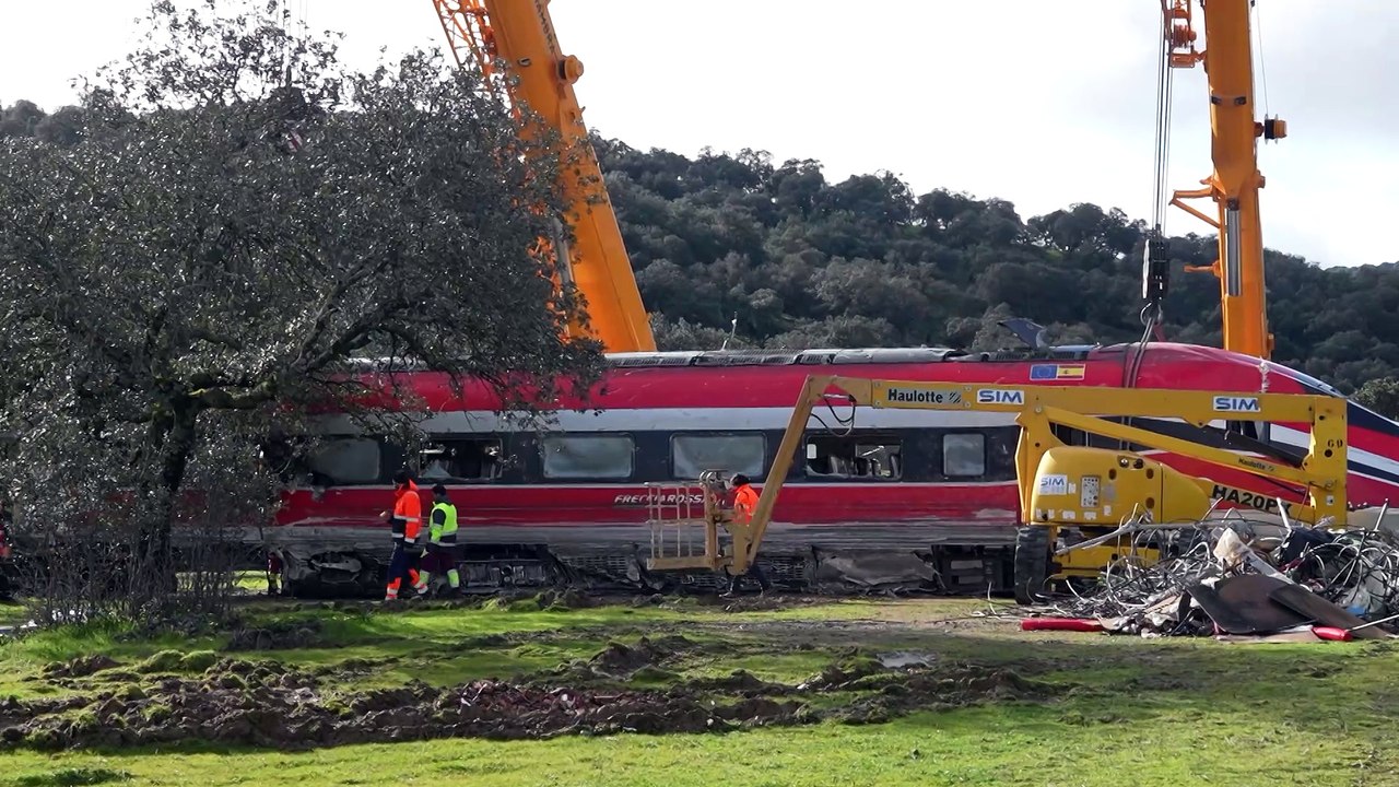 Guardia Civil dice que Adif se llevó material de Adamuz e hizo pruebas "sin solicitarlo"