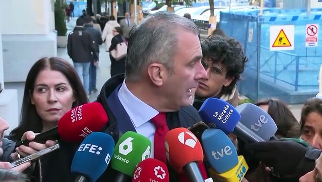 Ortega Smith responde a Abascal y Almeida ironiza sobre su situación en Vox