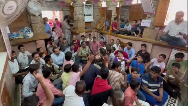 Video: होलाष्टक के साथ मंदिरों में फाग गायन की धूम