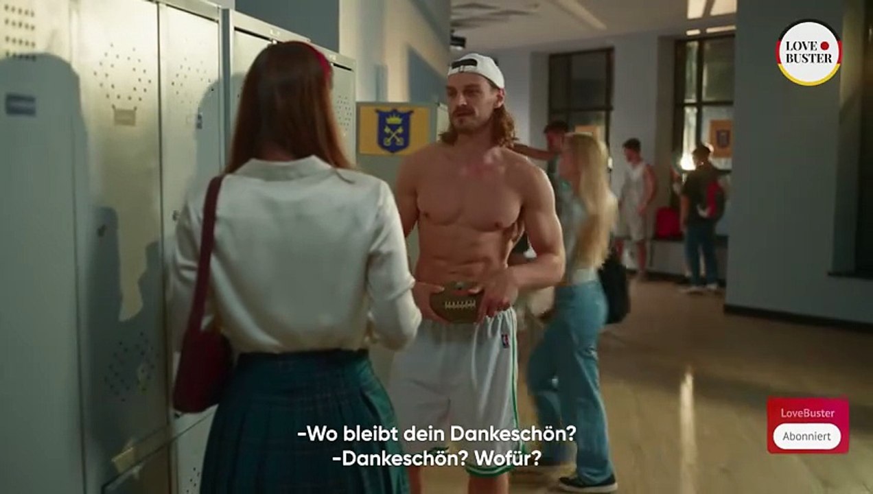 Boss falls in love with his secretary [Deutsche Untertitel]