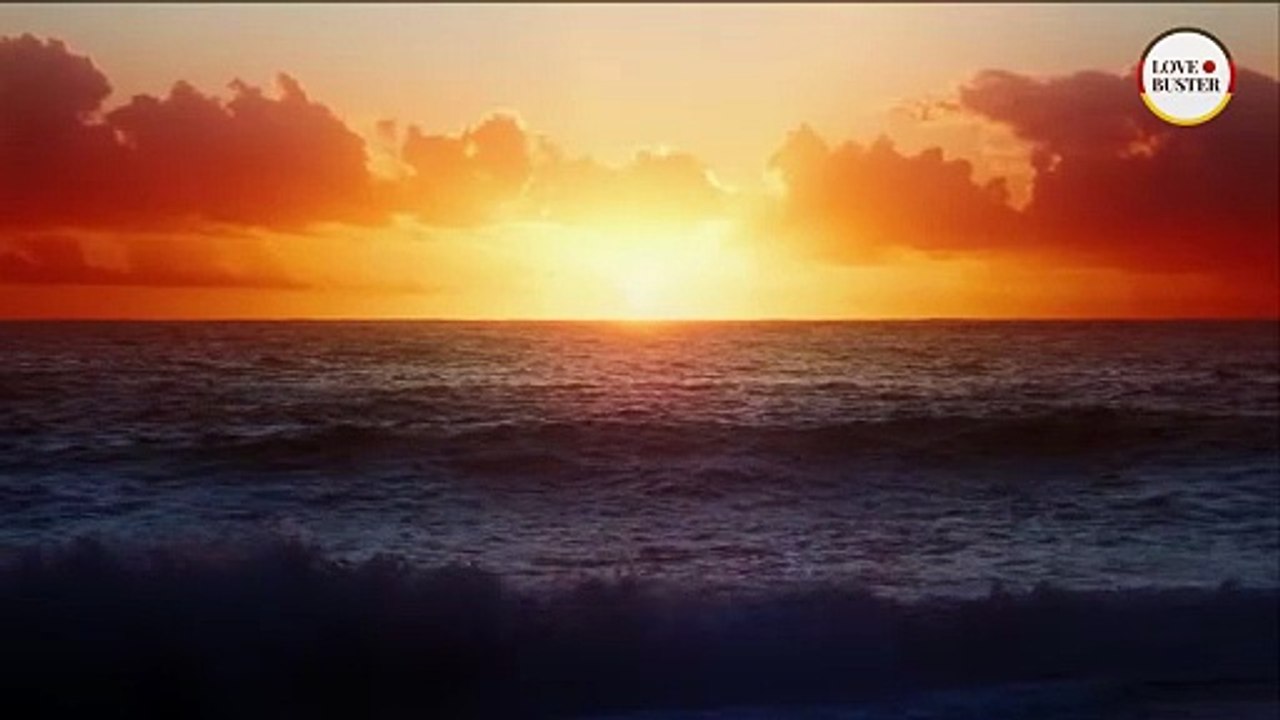 Girl leaves everything for vampire night [Deutsche Untertitel]