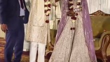 वरमाला के मंच से दूल्हे ने बांधा समां, दूल्हे का सेहरा सुहाना लगता है गाकर हुआ वायरल