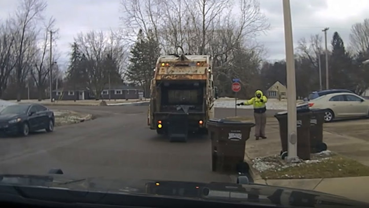Garbage man leaps back in fear as he makes shocking discovery