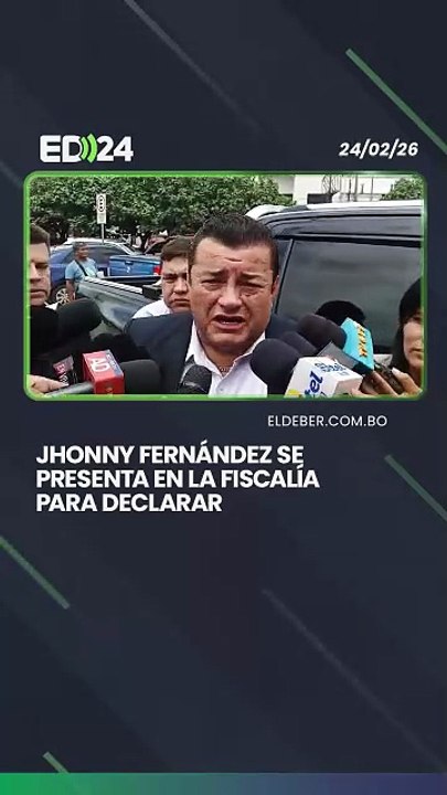 Jhonny Fernández se presenta en la fiscalía para declarar