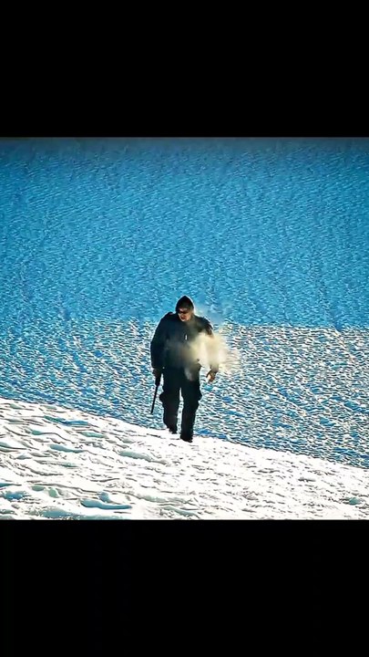 The Most Accurate Sniper Shot In Cinema History! 🎯 Shooter (2007) | GIVE FIRE 🔥