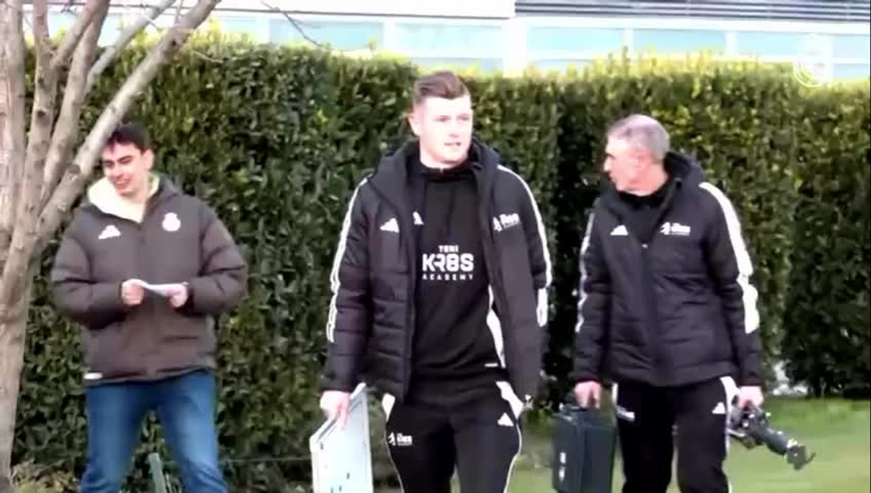 Toni Kroos returns to Valdebebas
