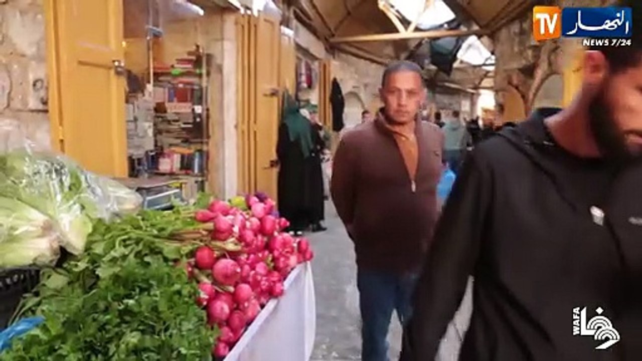 فلسطين :  رغم الدمار والحصار..أجواء رمضان حاضرة في أسواق غزة