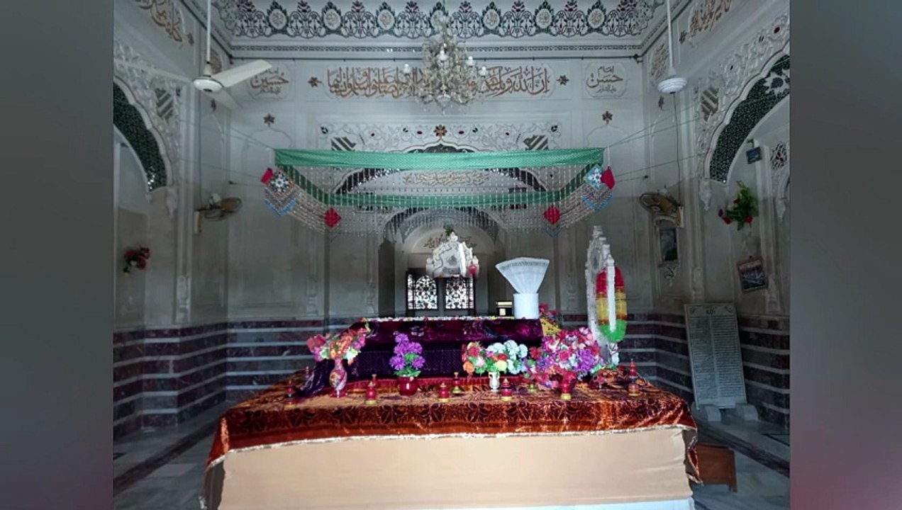 مزار حضرت پیر سید غلام رسول شاہ گیلانیؒ