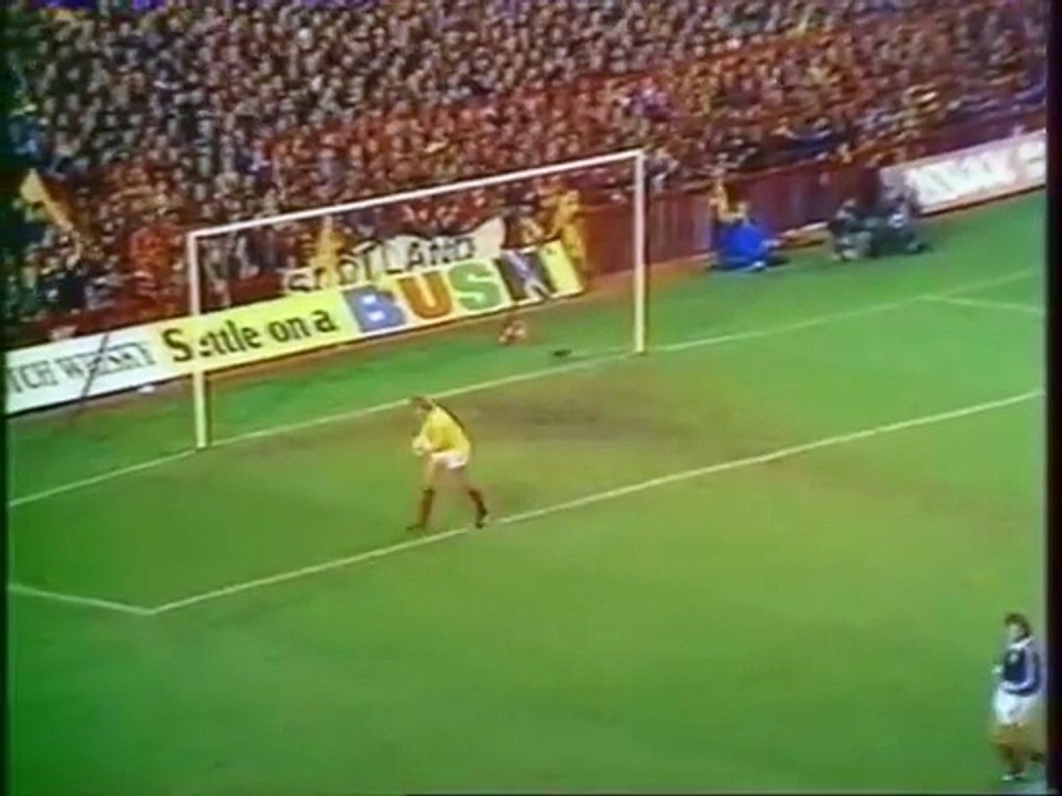 PAYS DE GALLES - ECOSSE - 1977 -