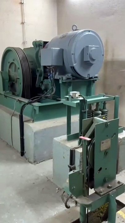 Drive VEB Montan Leipzig Kombinat Takraf from 1985 / Engine DUMPER 400 VEB Electrical Machine