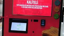 Yenikapı metro istasyonunda 2 dakikada tost yedim
