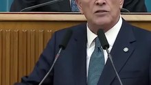 Dervişoğlu'ndan Bahçeli'ye  Çok seviyorsan, o rozeti taktıktan sonra Eş Başkan olarak yanına al!