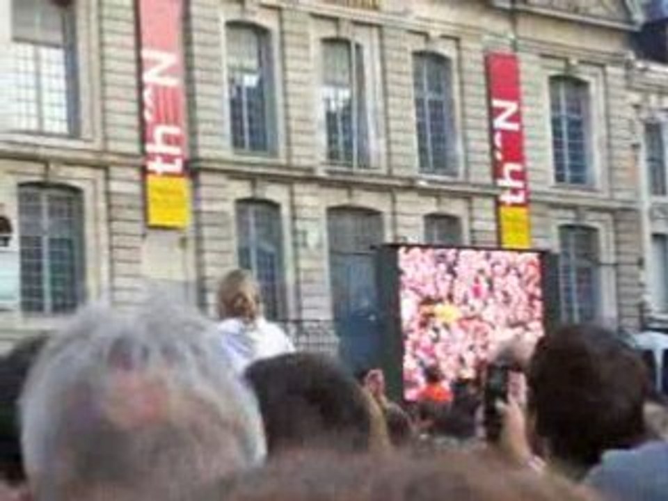 Line Renaud "Dors m'in p'tit quinquin" à Lille 30/05/2008