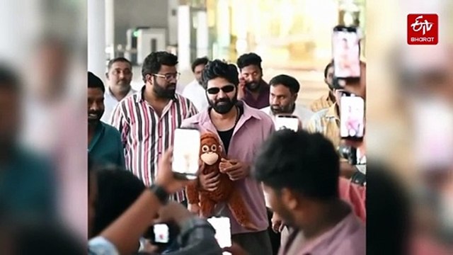 The Viral Monkey Toy Now Turns Up At Sree Vishnu's Vishnu Vinyasam Pre-Release Event - Watch