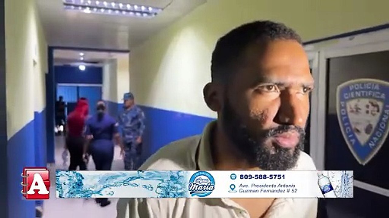 Hombre es detenido tras altercado de pareja en SFM; niega agresión física