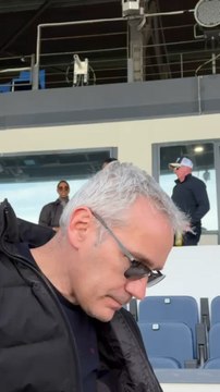 Bellingham apoyando al Real Madrid juvenil de la Youth League en Valdebebas