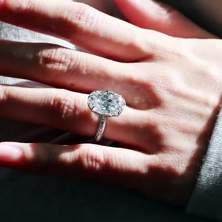 Massive 8CT Oval Moissanite Ring 💎✨