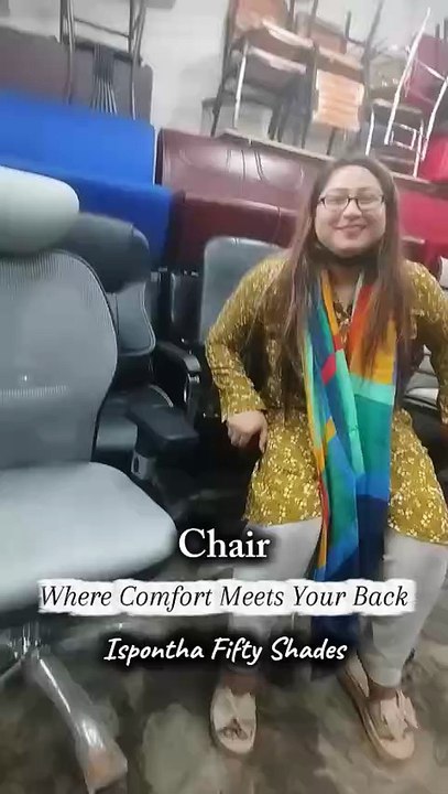 কম্পিউটারে লম্বা সময় বসে কাজ করছো? একটা ভালো চেয়ারই পারে তোমার কোমরকে বাঁচাতে! আরাম ছাড়া productivity আসে না 😉 - Ispontha Fifty Shades  . . . #IsponthaFiftyShades #WorkComfort #ChairGoals #officesetup #workfromhome #ergonomicchair #backpainrelief #Produc