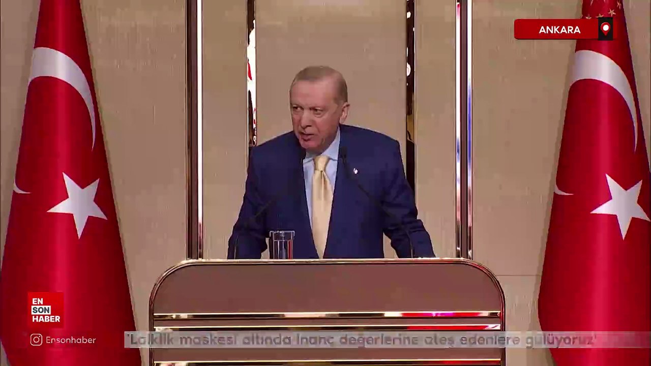 Cumhurbaşkanı Erdoğan: Laiklik maskesi altında inanç değerlerine ateş edenlere gülüyoruz