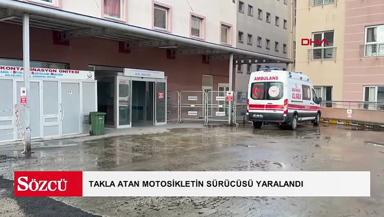 Kamyonet ve otomobile çarpıp takla atan motosikletin sürücüsü yaralandı; kaza kamerada