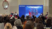 I semi, la poesia e la cura: la Biennale (in assenza) di Koyo Kouoh