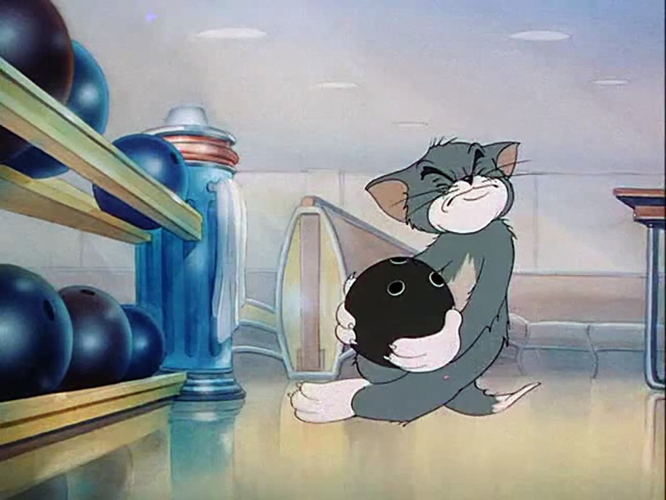 Tom And Jerry - 7 - The Bowling Alley Cat (1942)