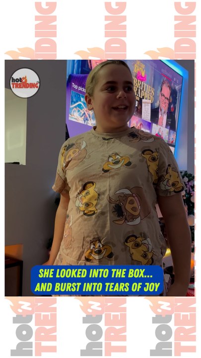 Girl receives tortoise as Christmas gift and can’t hold back her tears