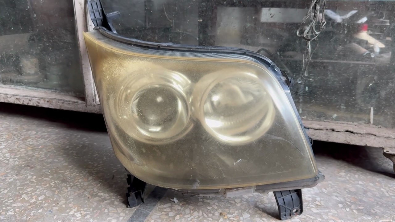 Foggy Headlights Restoration | How to Fix Yellow & Hazy Headlights