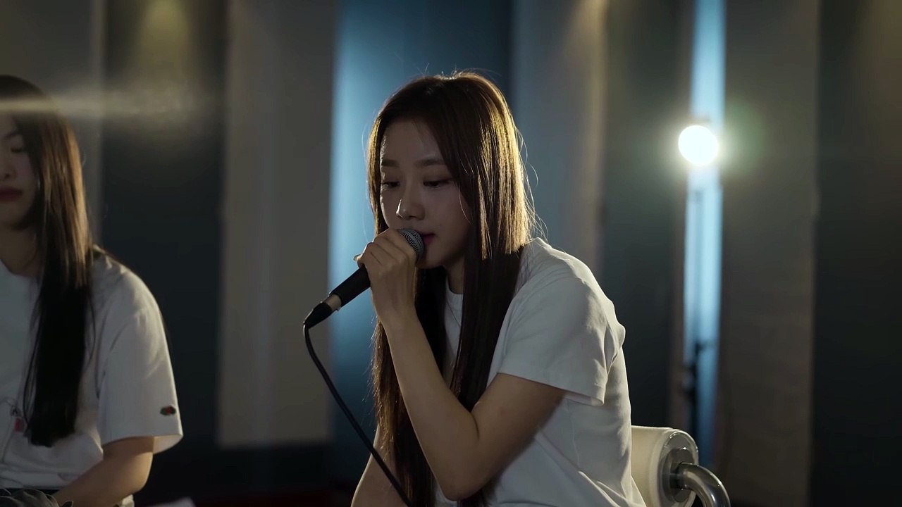 FIFTY FIFTY Lovin me Official MV