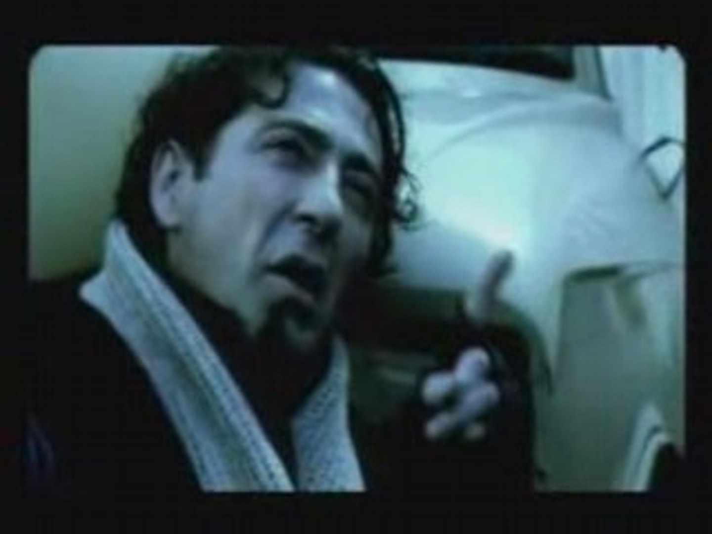 grigorij leps riumka vodki na stole