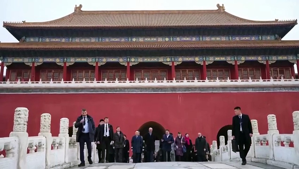 Merz visite la Cité interdite lors de discussions clés sur le commerce avec la Chine