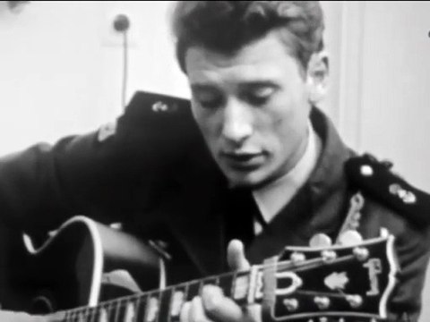 1965 – Johnny Hallyday – Fin de Service Militaire & Retour en Tournée (Journal de 20 Heures, 1ère Chaîne ORTF, 25 Août)