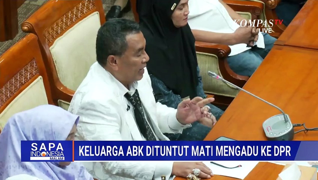 Orangtua ABK yang Dituntut Hukuman Mati Bersimpuh di DPR, Minta Keadilan Kasus Sabu 2 Ton