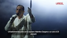 Sanremo 2026: Achille Lauro canta 'Perdutamente', omaggio alla vittime di Crans-Montana