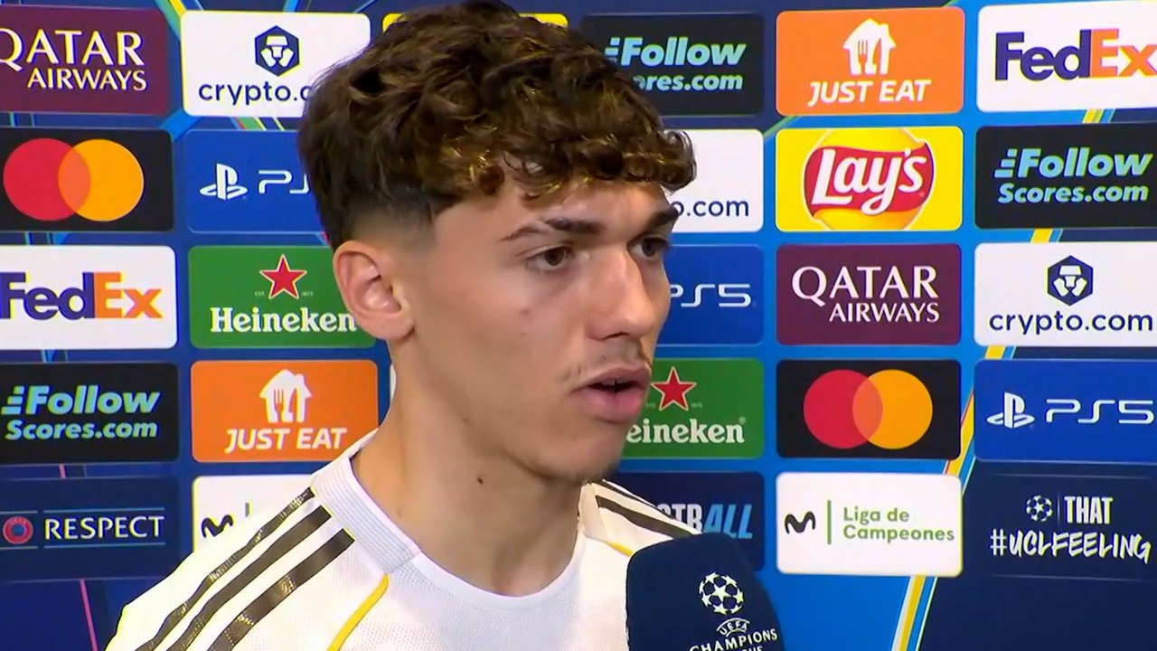 Thiago: "Parece que estoy con gafas virtuales, hace poco estaba jugando con ellos en el FIFA..."