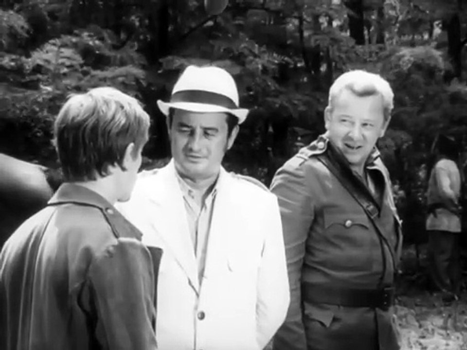 In einer Stunde bin ich wieder da (DDR 1971) - 06 - Das Begräbnis