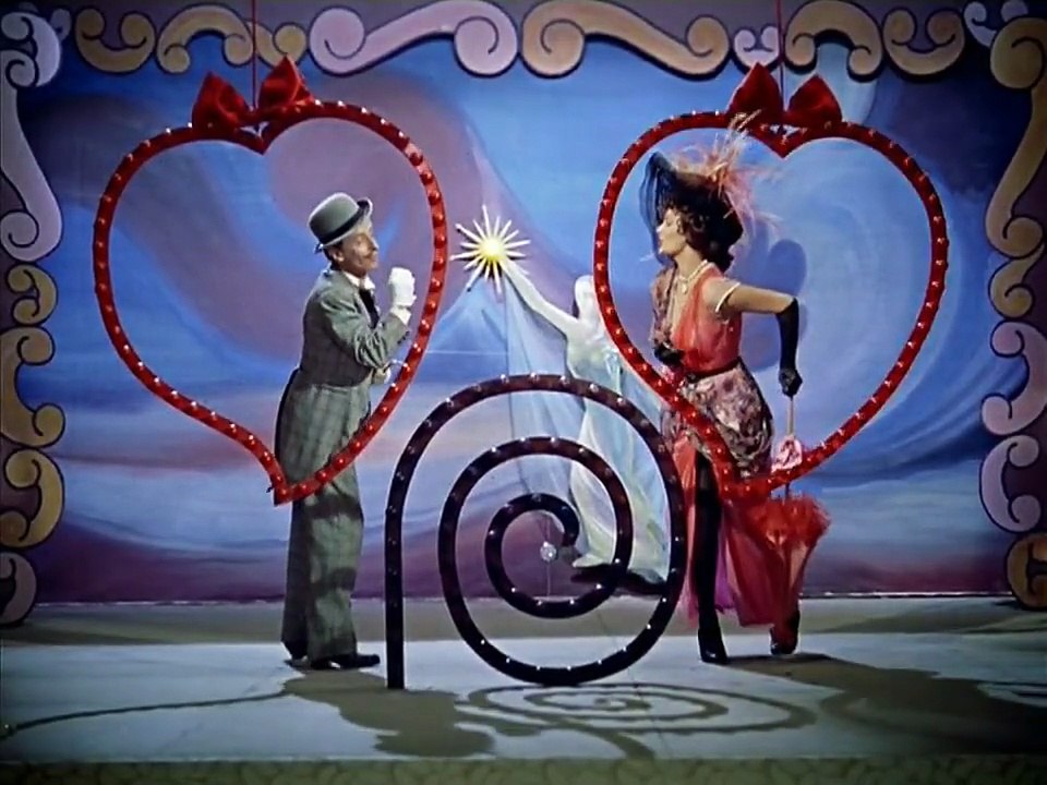 Carosello Napoletano - secondo tempo - film musicale del 1954 diretto da Ettore Giannini. Nel cast figurano molti attori celebri, tra i quali Sophia Loren e Paolo Stoppa.