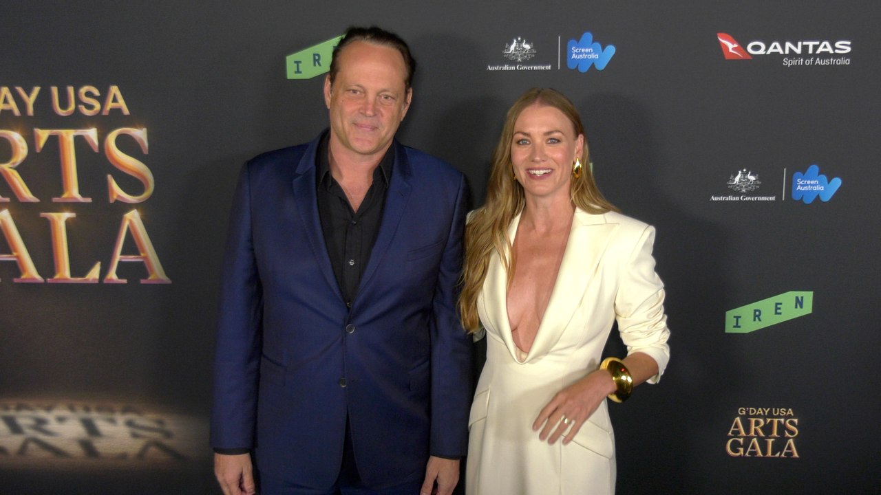 Vince Vaughn and Yvonne Strahovski attend the 23rd Annual G'Day USA Arts Gala blue carpet