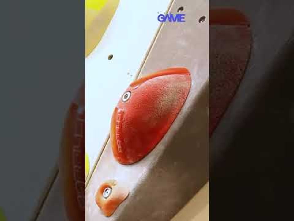 The GAME tries #bouldering | Tryouts with The Bouldering Hive