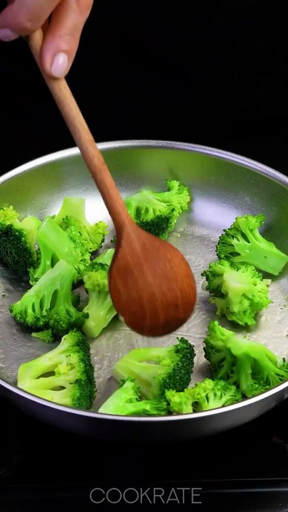 I can't cook pasta without shrimp and broccoli anymore! This recipe is fantastic!