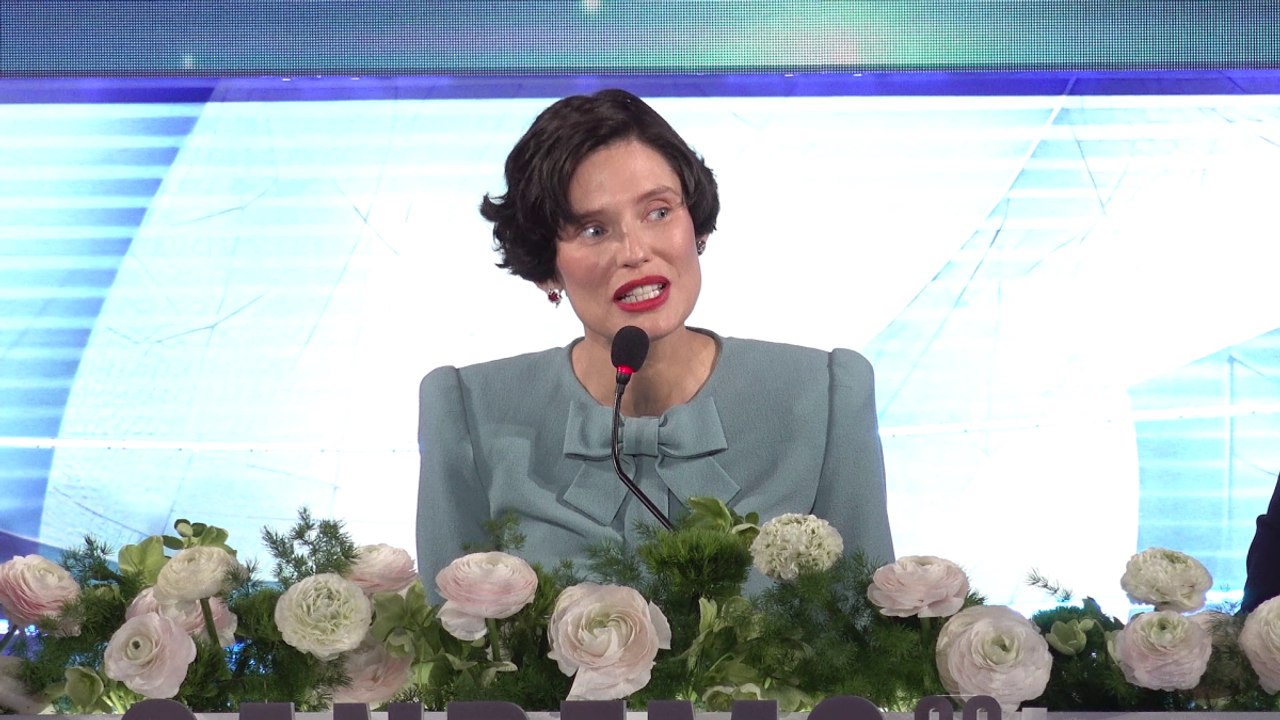 Bianca Balti a Sanremo: «A un anno dalle cure, elaboro un lutto... di una spensieratezza che non tornerà più»