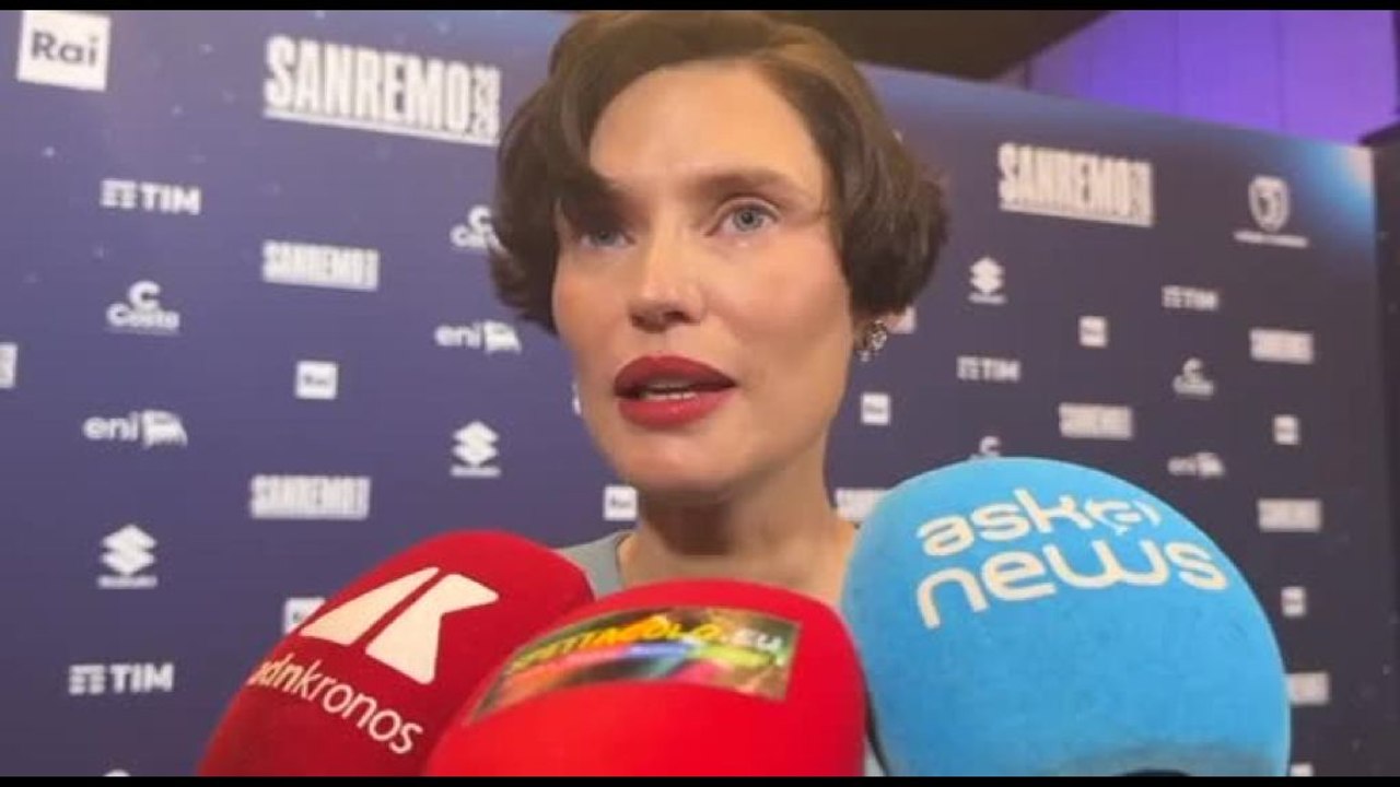 Sanremo, Bianca Balti: "Sul palco per chi combatte e chi non c'è più"